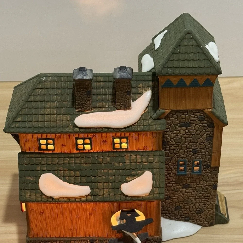 Dept 56 New England Village Series Mc Grebe Cutters & Sleighs Box & Light 5640-5 - Picture 7 of 16